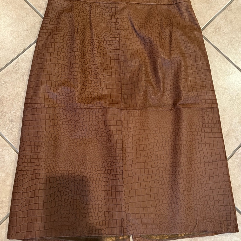 Terry Lewis Classic Luxuries Brown Textured Pencil Skirt